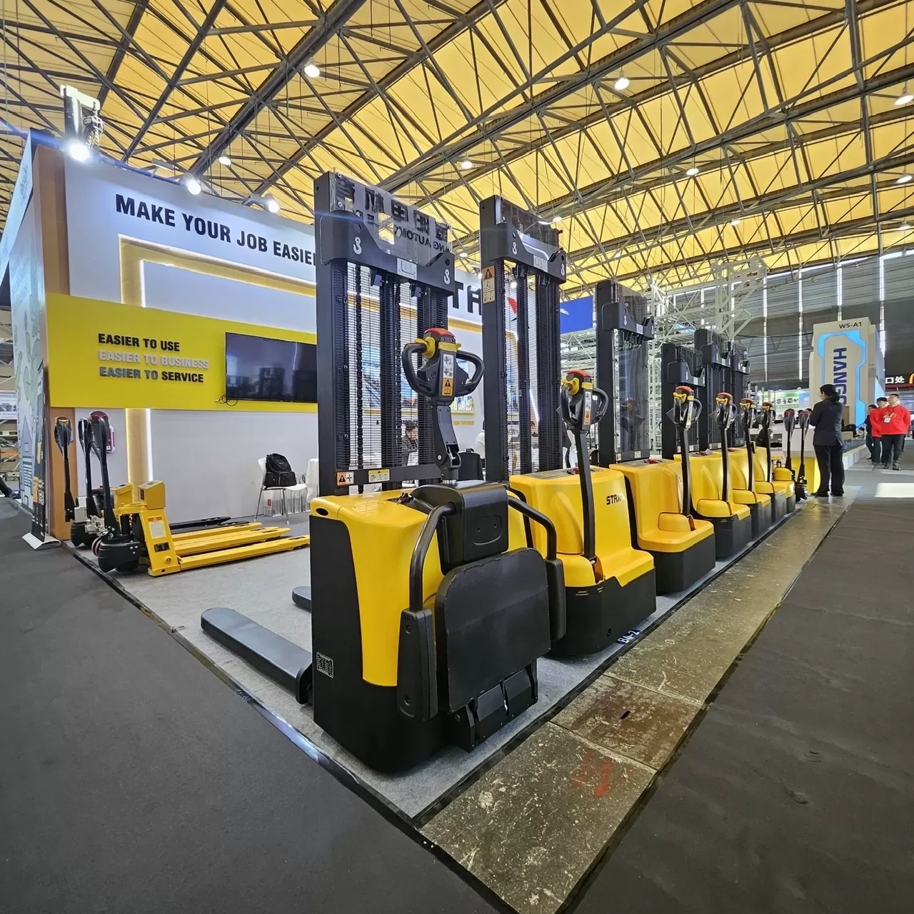 Công ty Việt phát tham gia hội chợ triển lãm hàng Staxx tại Hà Nội và Hồ Chí Minh
