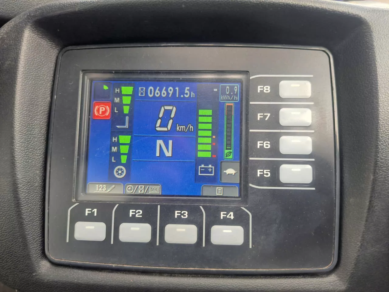 Xe nâng điện hiệu KOMATSU model FE25-1
