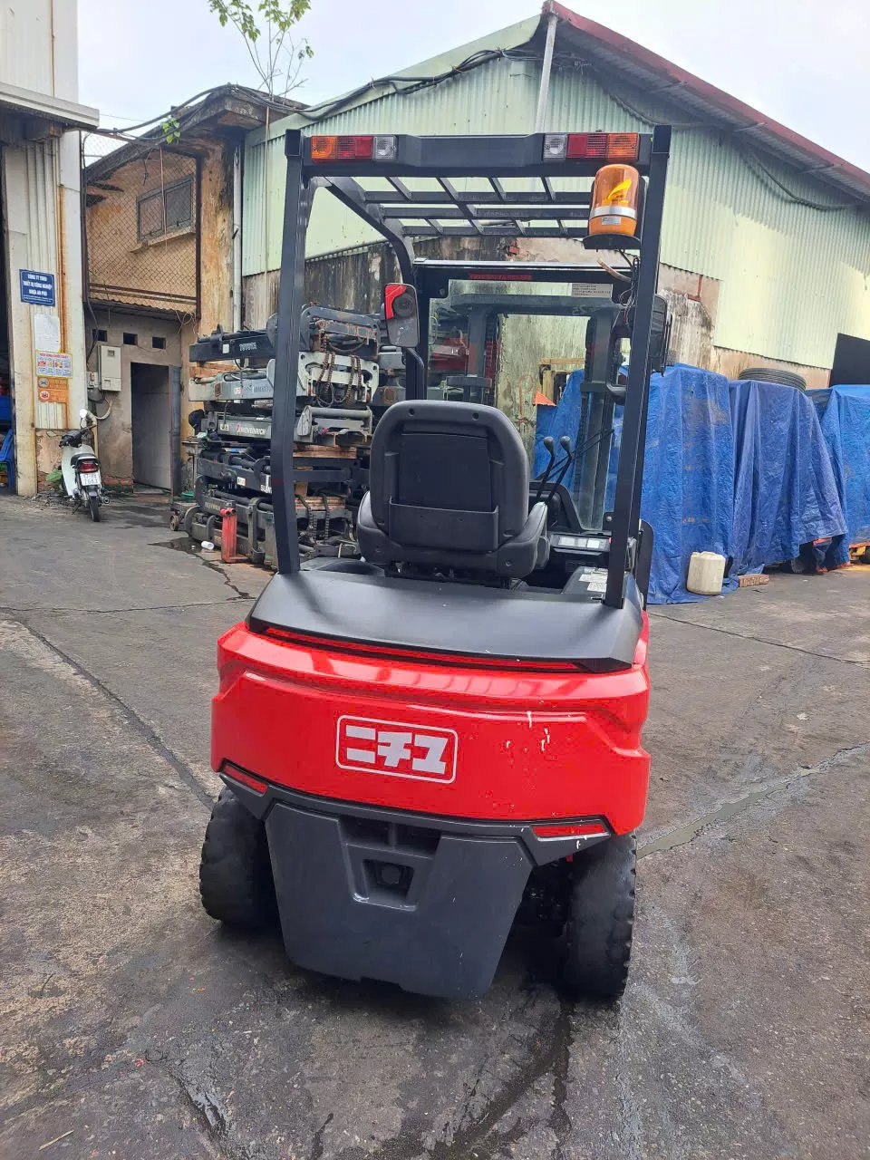 Xe nâng điện Nhãn hiệu Nichyu