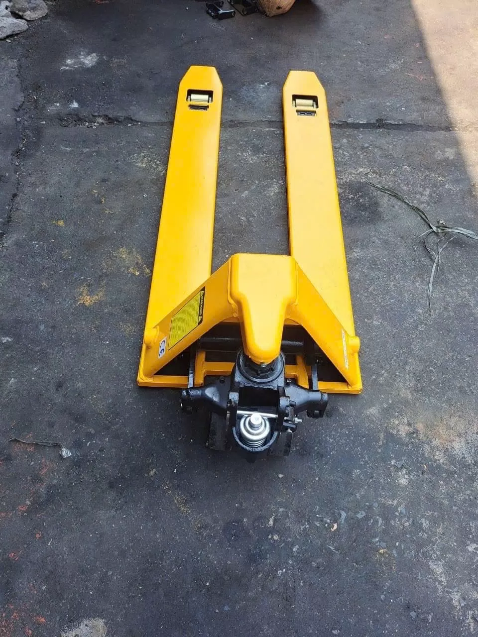 Xe nâng tay hiệu XILIN Model BFL10