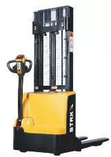 Xe nâng điện hiệu STAXX  model WS15H-3000