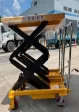 Xe nâng mặt bàn hiệu STAXX model PTS350AA