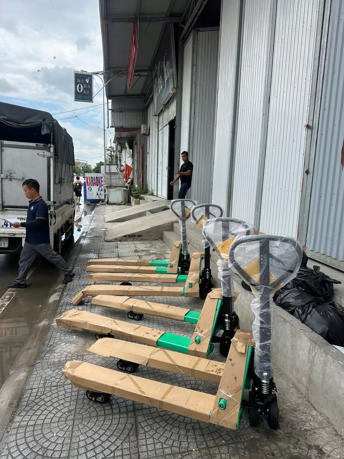 Xe nâng tay hiệu XILIN model WB