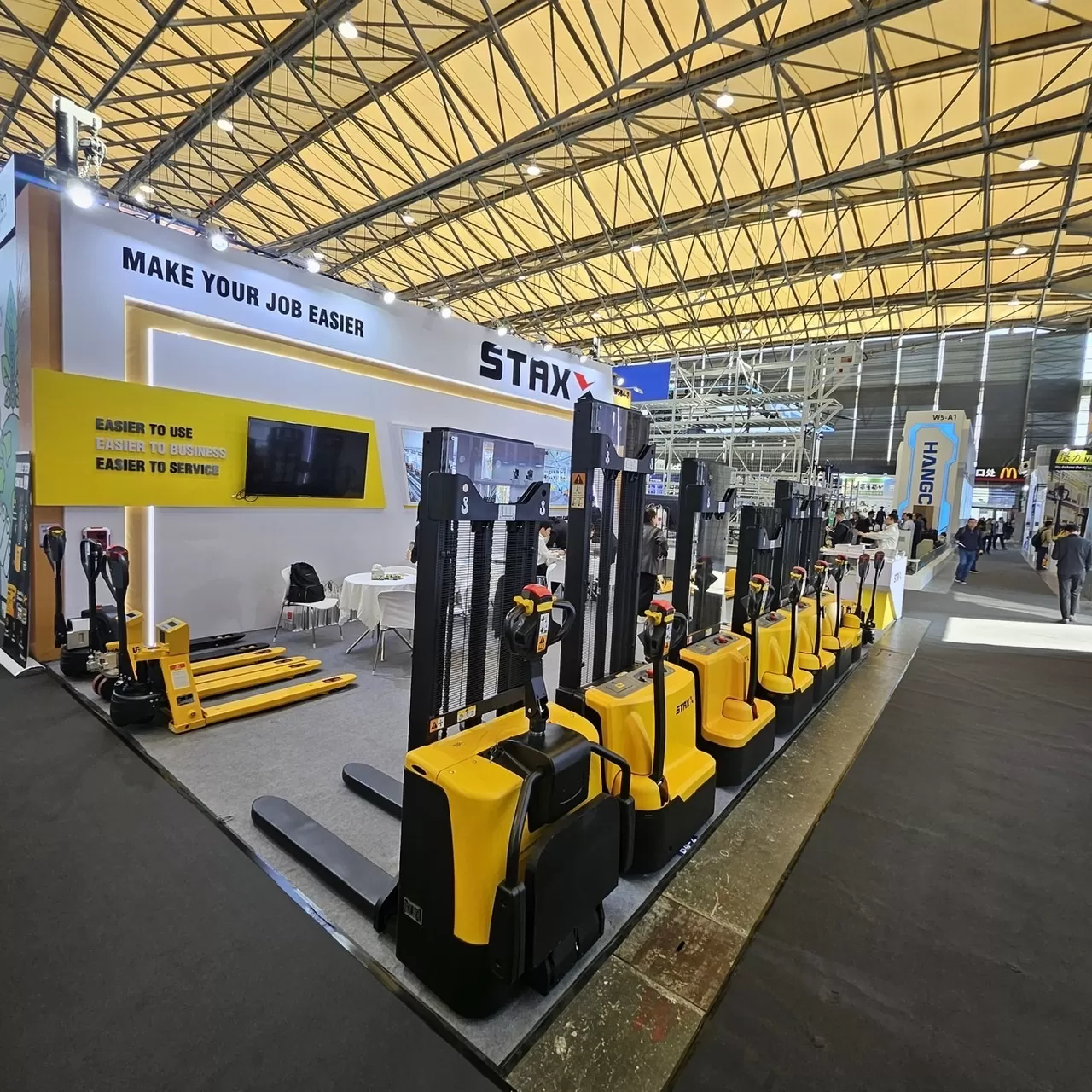 Công ty Việt phát tham gia hội chợ triển lãm hàng Staxx tại Hà Nội và Hồ Chí Minh