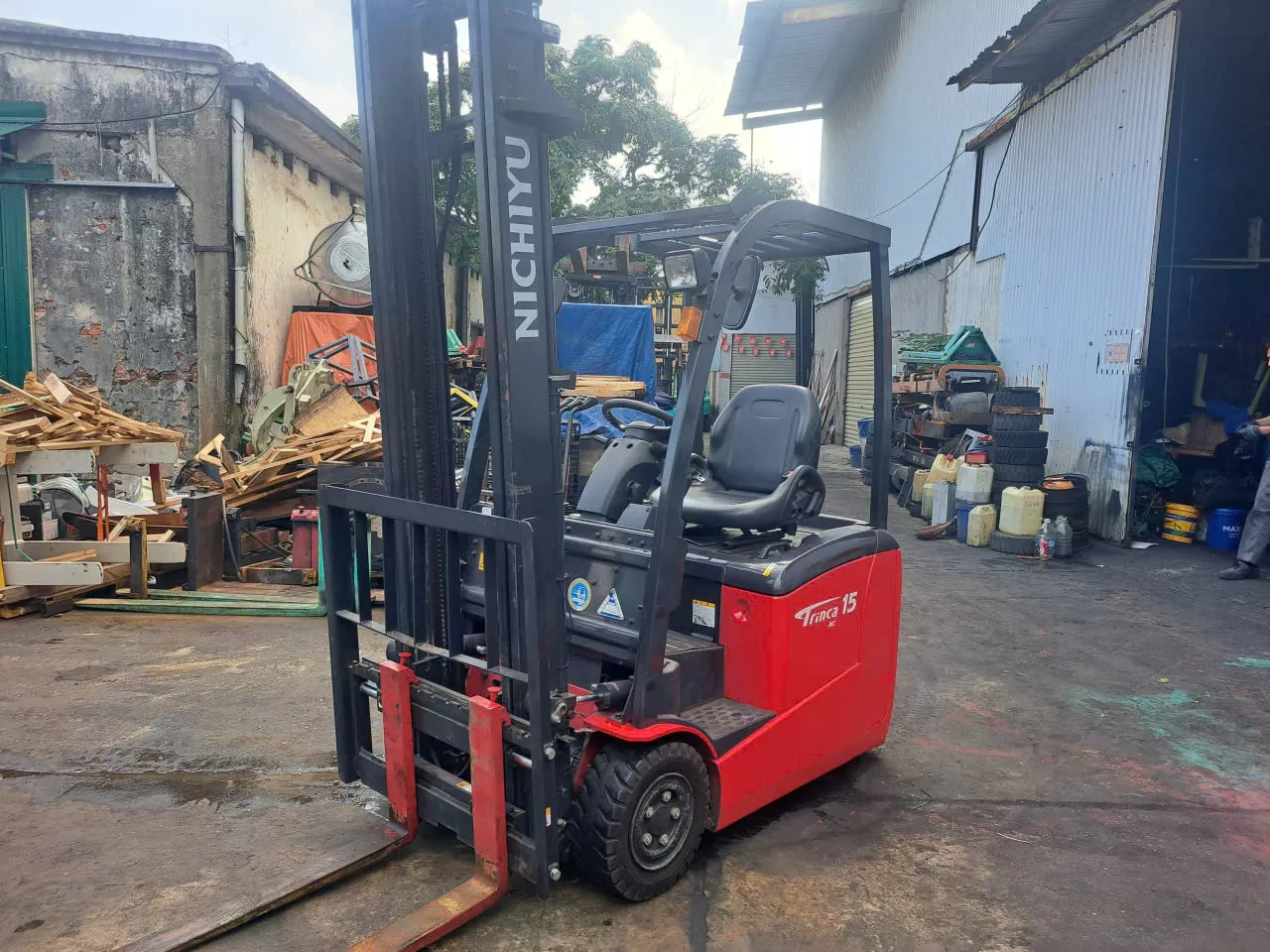 Xe nâng điện hiệu NICHIYU  model : FBT15PN-80-400SF