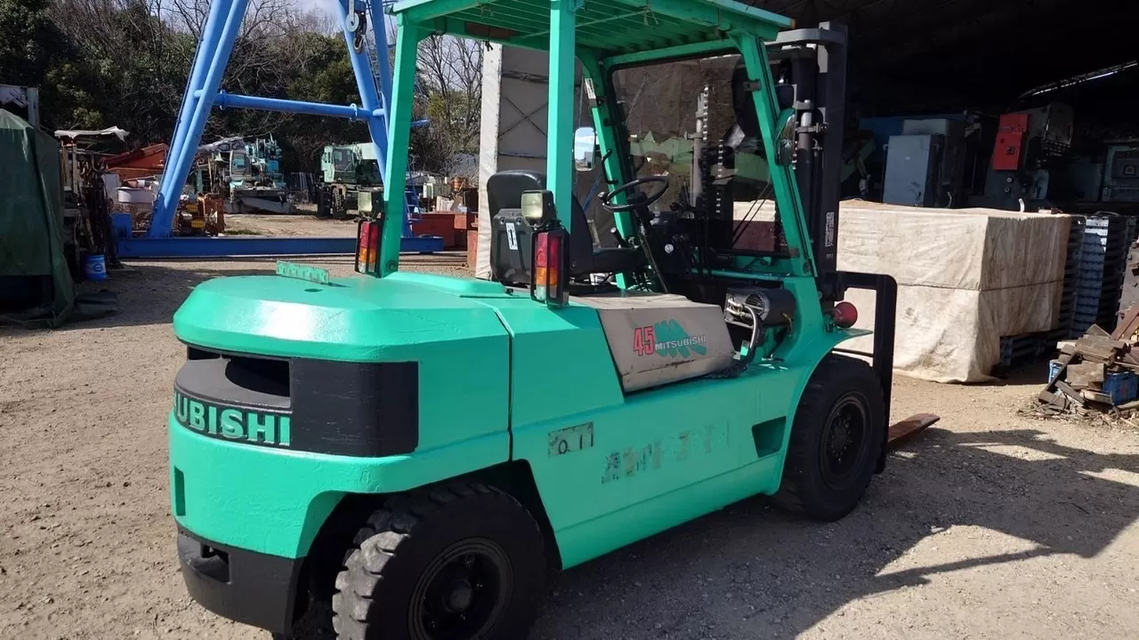 Xe nâng động cơ Diesel hiệu MITSUBISHI  Model FD45